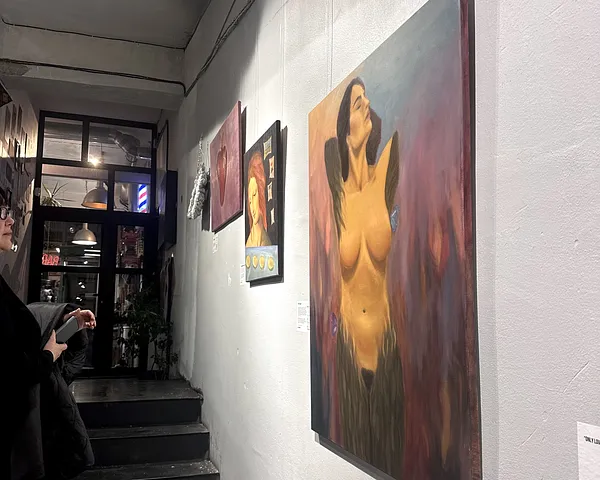 Зображення "Безрука Діва" від Дарʼя Бутряшкіна , розмір: 100х80 см, матеріали: Олія, полотно, медіум: Живопис, місто: Львів, серія: Страждання: глибина та плинність, ціна: $525 Фото 3 з 4.